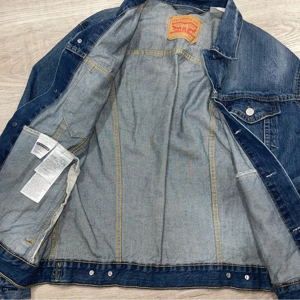 Levi Denim Jacket Size Medium - Picture 5 of 5